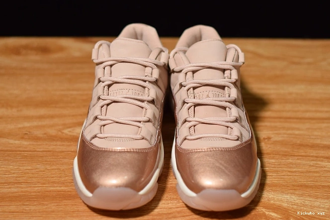 Gold Rose 11 Low GS Jordan Air AH7860-105 0530